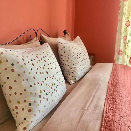 Vincent - Central 2 Bedroom Apartment 79Sqm トリポリス エクステリア 写真